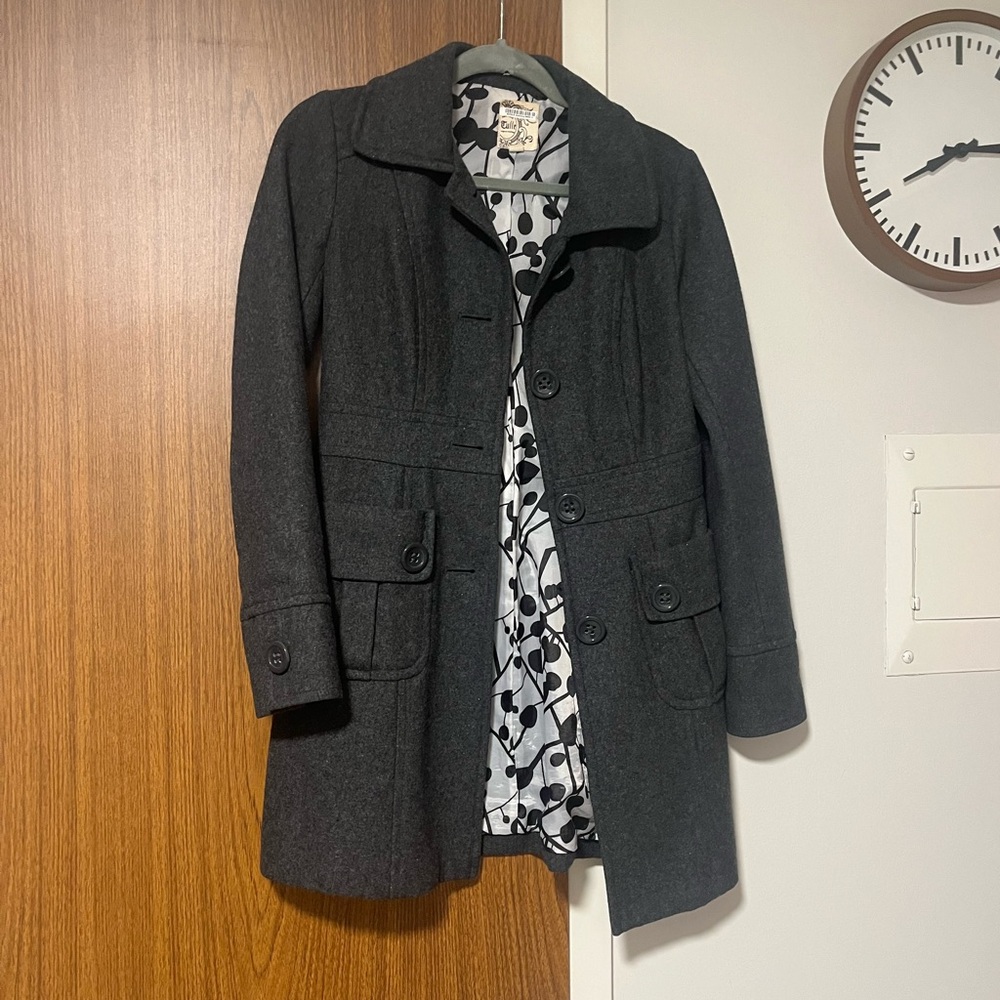Tulle Gray Walking Coat Size XS